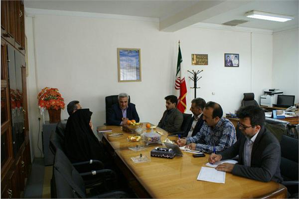 مدیر کل ICT ایلام: استفاده از ظرفیت دفاتر ICT روستایی در توسعه اشتغال