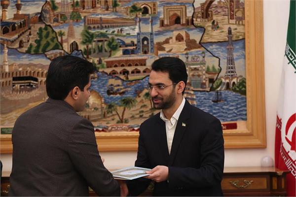 تقدیراز خادمان اربعین توسط مقام عالی وزارت ارتباطات وفناوری اطلاعات